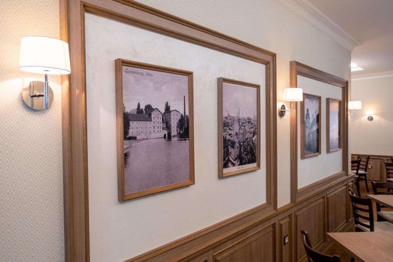 Penzion Elux Břeclav Exterior foto
